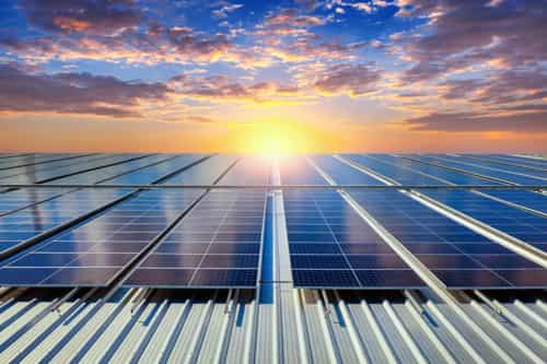 ¿Vale la pena instalar paneles solares en tu casa?